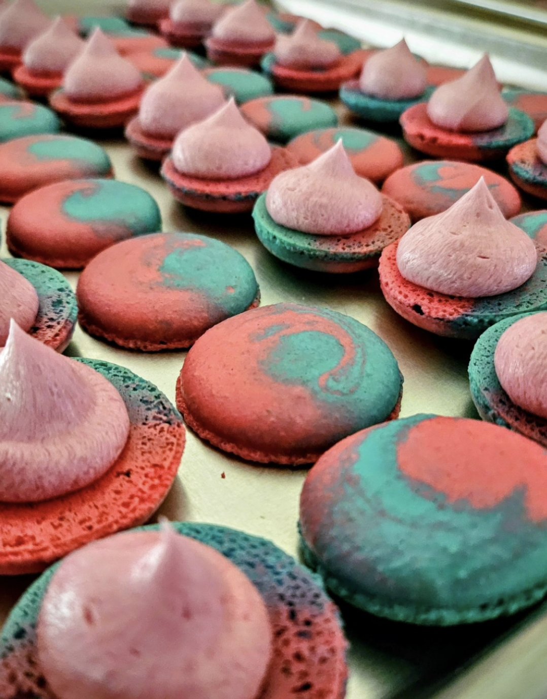 Ripple Macarons